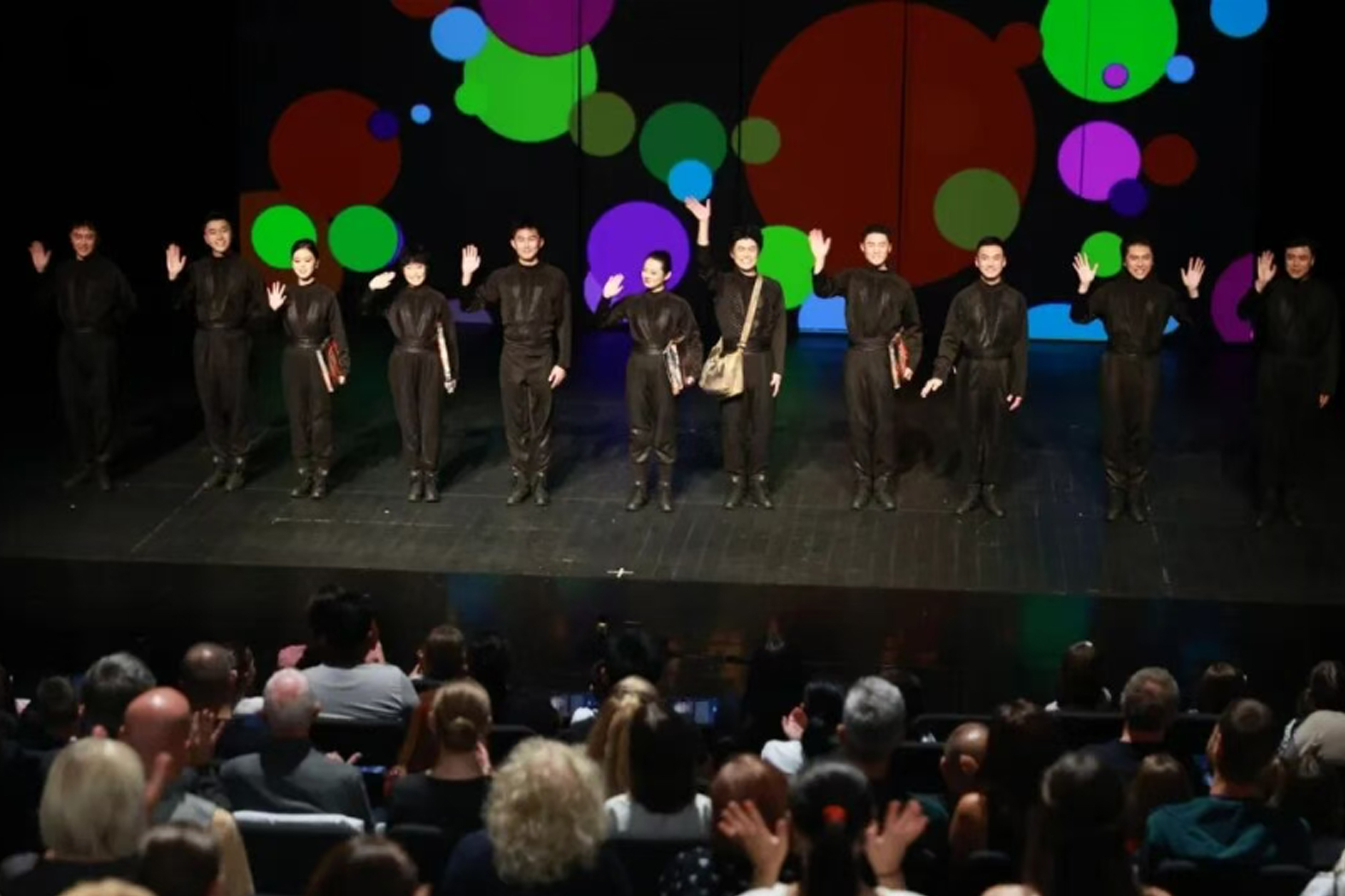 当《山海经》越过山海！浙演·浙江儿艺《山海奇幻梦》亮相塞尔维亚苏博蒂察国际儿童戏剧节
